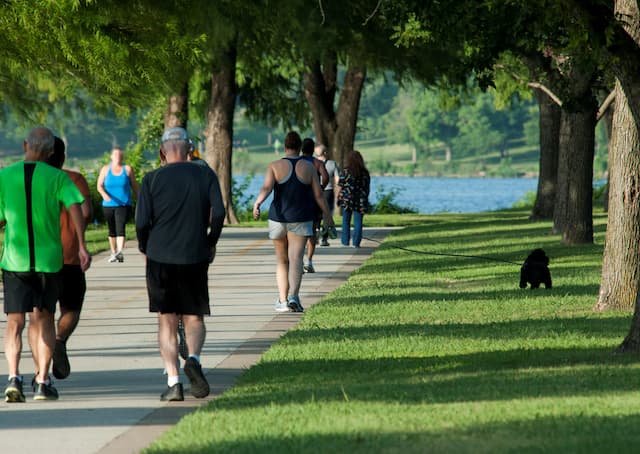 Sedentary Behavior Increases Cardiac Event Risk for Heart Patients, Study Finds